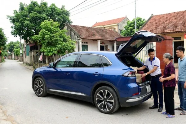 Xe Ghép Phú Thọ Đi Sân Bay Nội Bài: Đón Đúng Giờ, Cốp Siêu Rộng