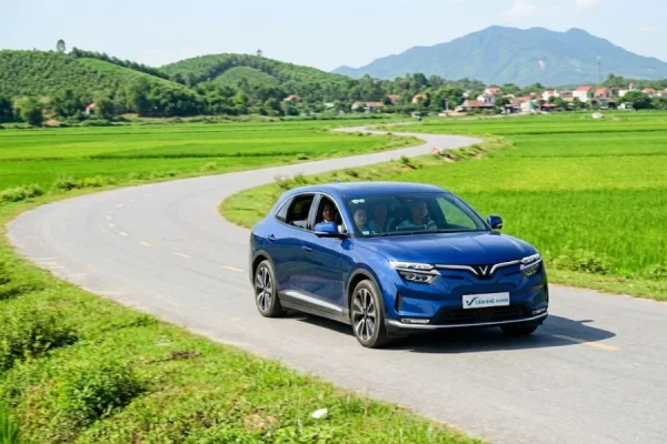 Xe Ghép Hạ Hòa Phú Thọ Đi Hà Nội: Đón Tận Ngõ, Xe VinFast Không Say